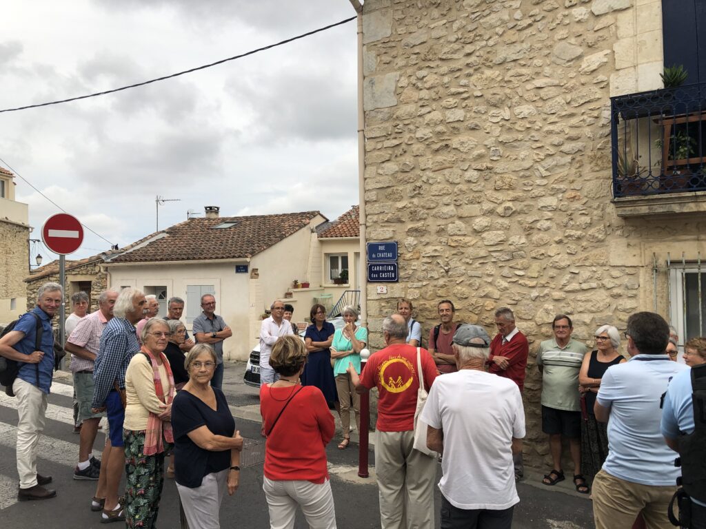 La construction du village et les carrières de Clapiers